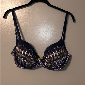 36D bra from Victoria Secret